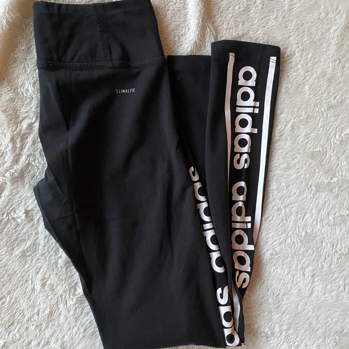 Svarta leggings från Adidas