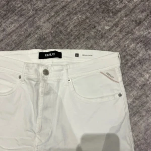 Replay shorts - Riktigt feta vita replay short helt nya, Waits 31, perfekt till sommaren,( oanvända ✅) hör av er vid frågor osv 🚨✅
