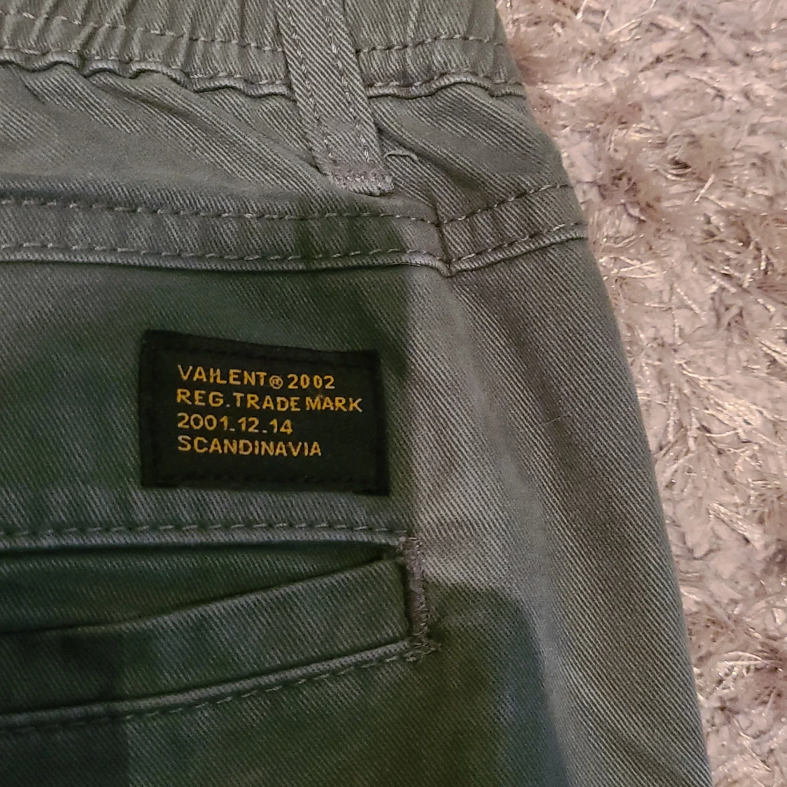 Gröna cargobyxor från Vailent - 2