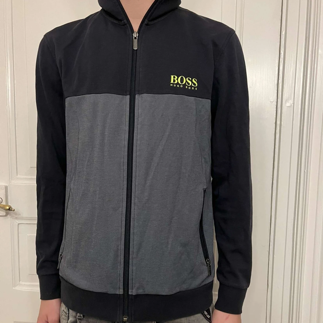 Svart och grå tröja från Boss