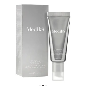 MEDIK8 CRYSTAL RETINAL 3 SERUM - MEDIK8 - CRYSTAL RETINAL 3 SERUM. Helt ny, i förpackning oöppnad. Ord 795. Säljer för 500kr. Bilder skickad såklart 