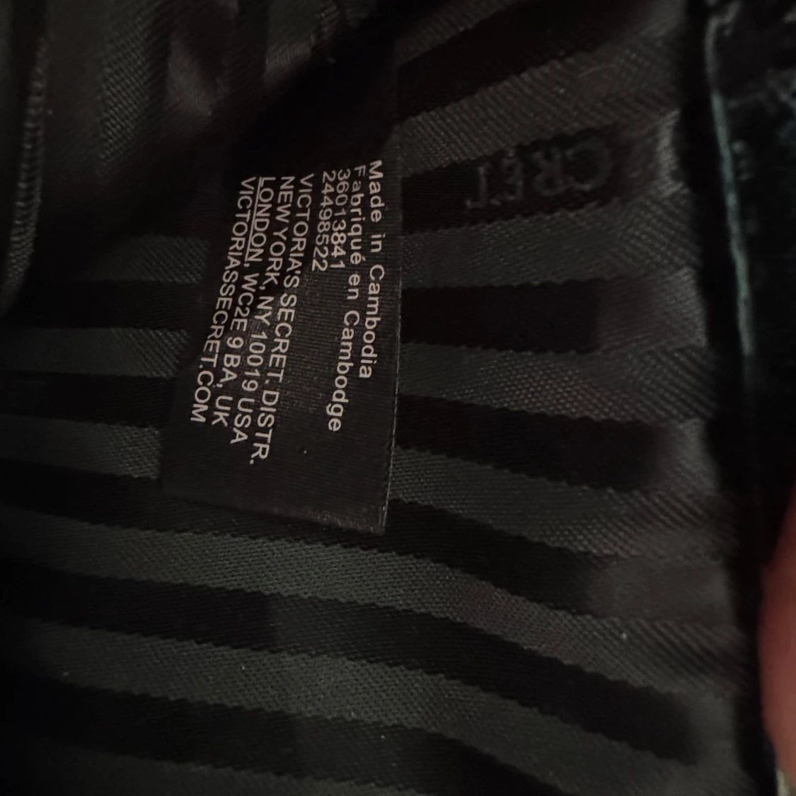 Leopardmönstrad väska från Victoria's Secret - 92