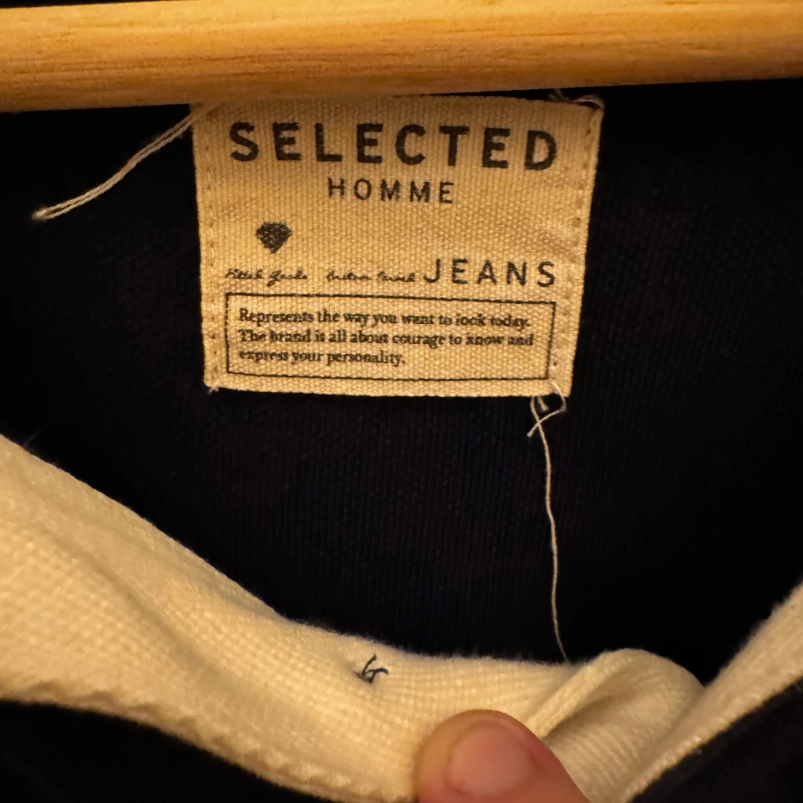 Svart pikétröja från Selected Homme - 90