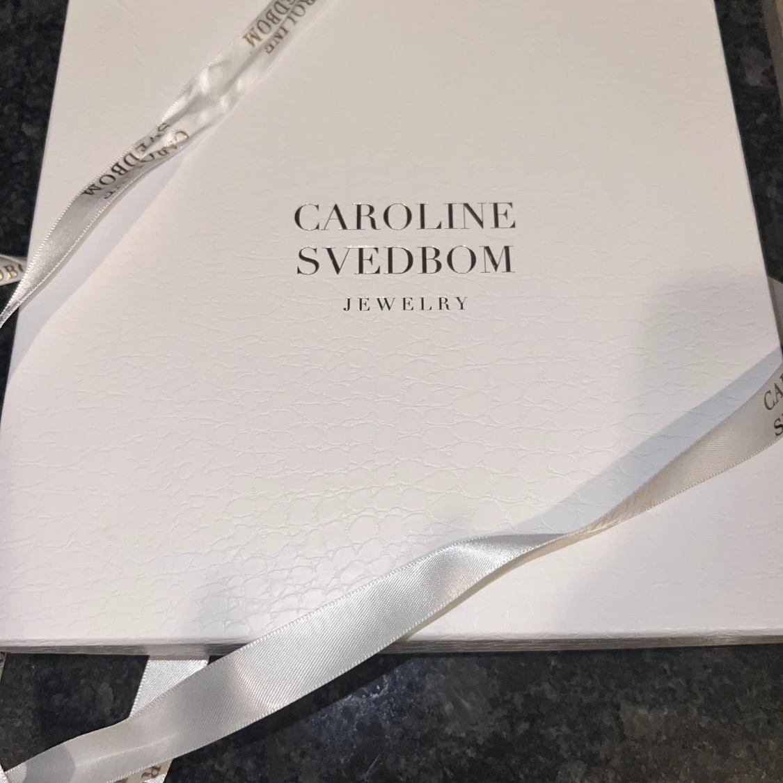 Grön smyckeset med örhängen, halsband, armband och ring - 93