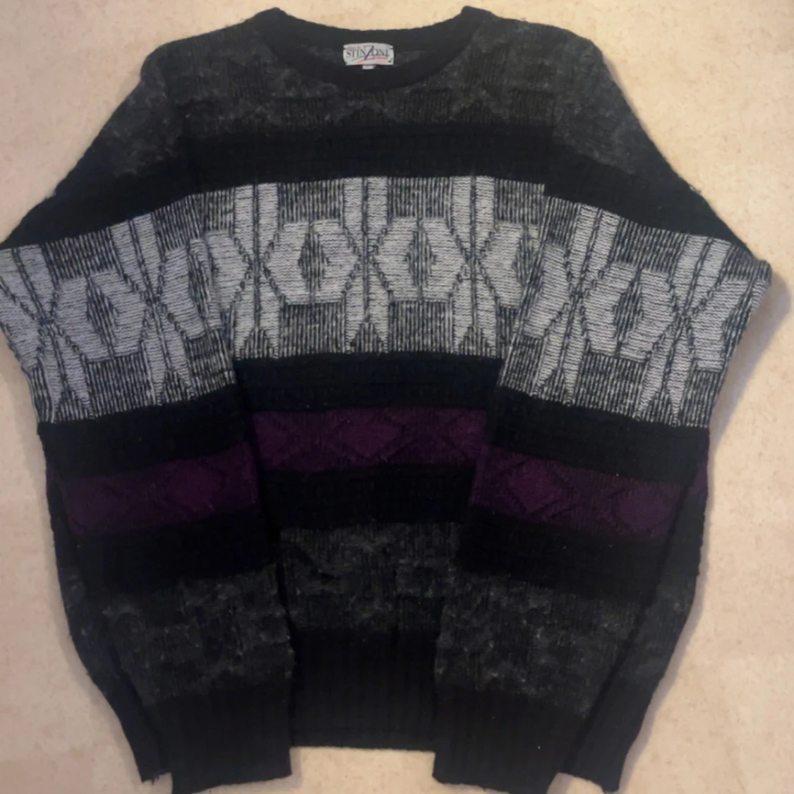  stickad tröja