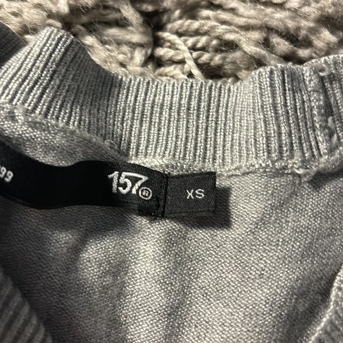 Grå randig tröja från 157 - 90