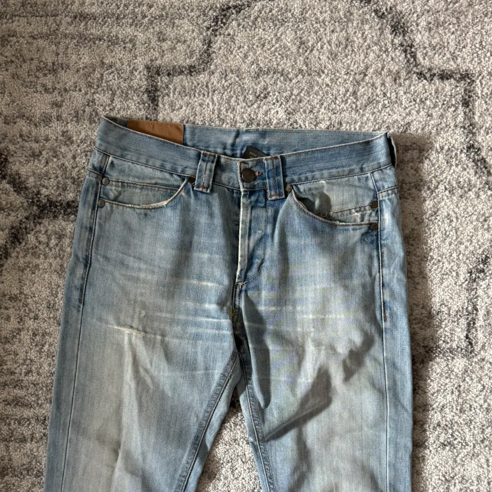 Tja säljer dessa Dondup jeans | w31 passar upp mot w33 🍁 skick 9/10 | om ni har frågor eller funderingar skriv till oss här!. Jeans & Byxor.