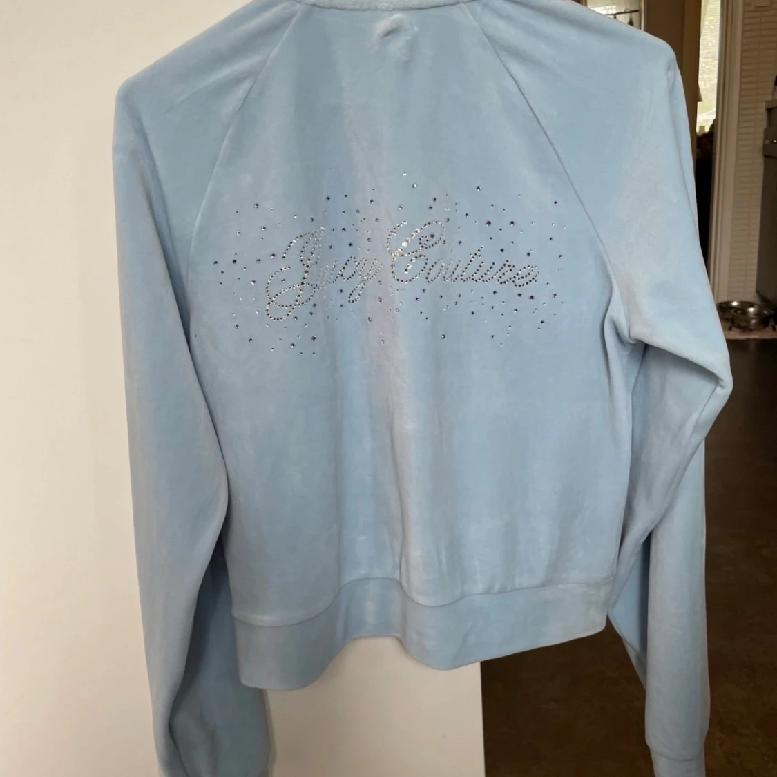 Ljusblå velourjacka från Juicy Couture - 90