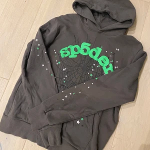 Sp5der Hoodie - Storlek S Aldrig använt.