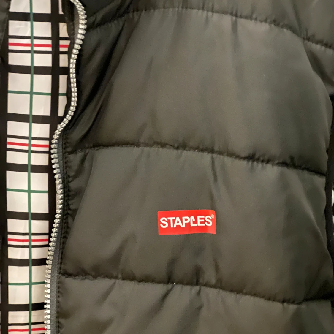 Svart quiltad väst från Abacus - 90