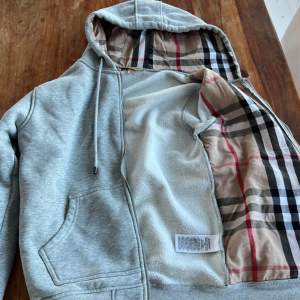 Burberry hoodie