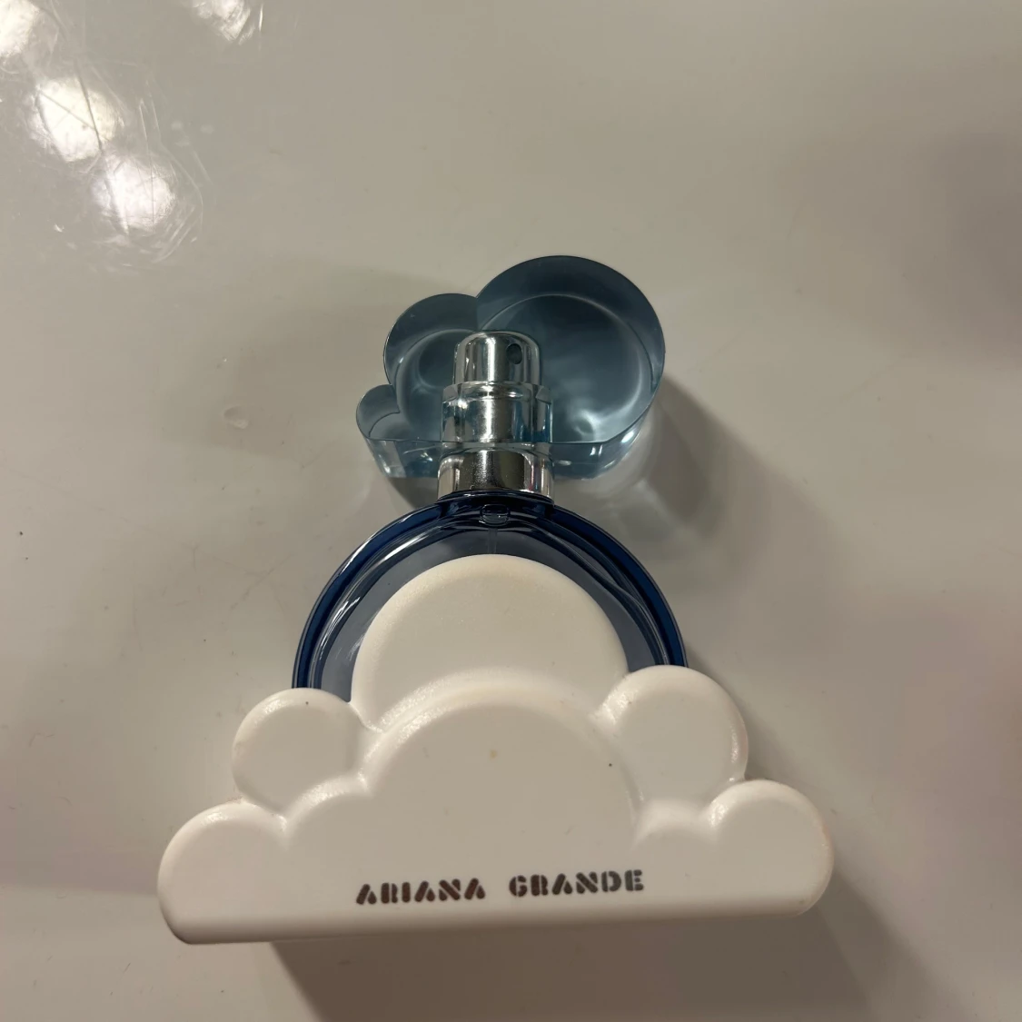 Ariana Grande parfym