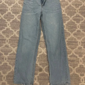 Bershka Jeans - Ljusa jeans från bershka. 