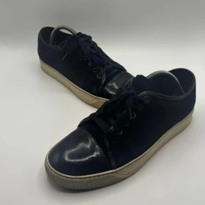 Lanvin DBB1  - Ett par Lanvin DBB1 i storlek 41 passar 42, 8/10 skick och pris kan diskuteras 