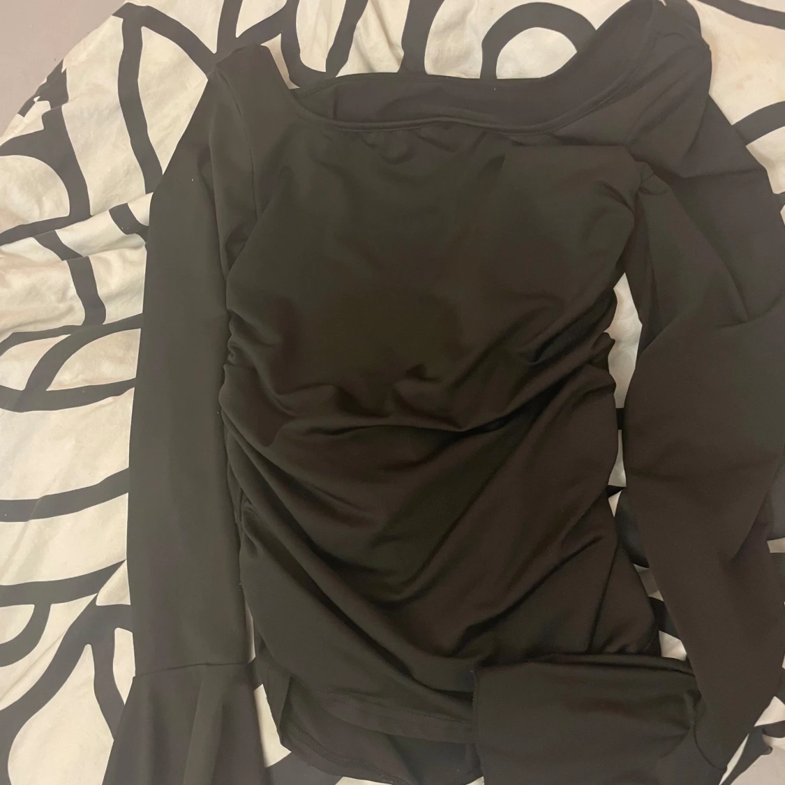 Basic lång armad tröja🖤 - 90