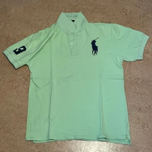 Polo Ralph Lauren piké - Bra skick, för liten för mig dock, står dubbel xl men passar perfekt i L och M