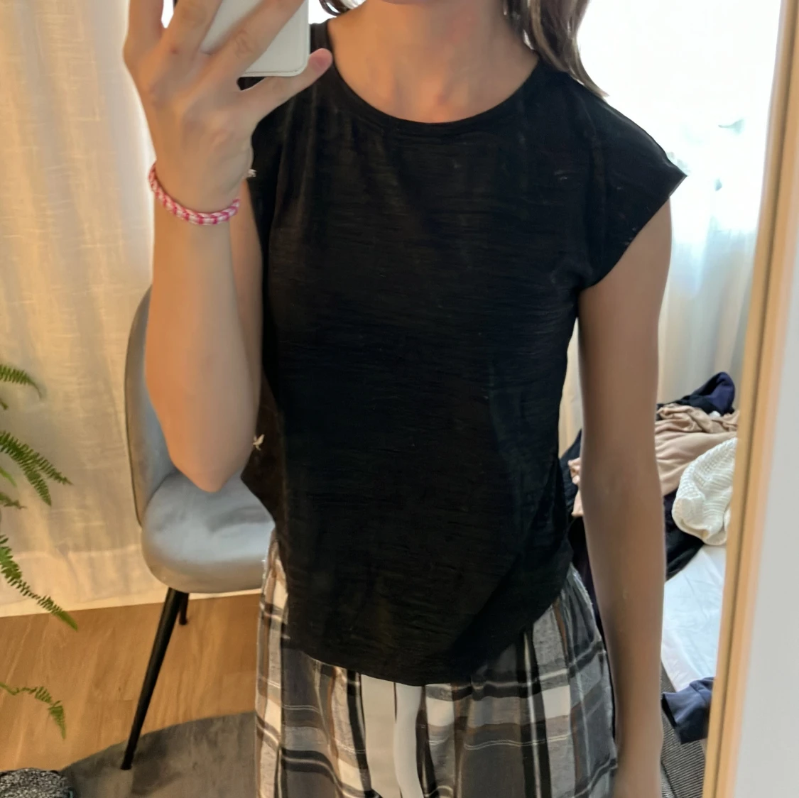 Två träningströjor - 92