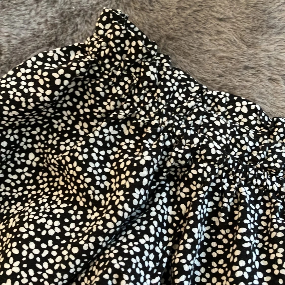 Off shoulder blus  - 90