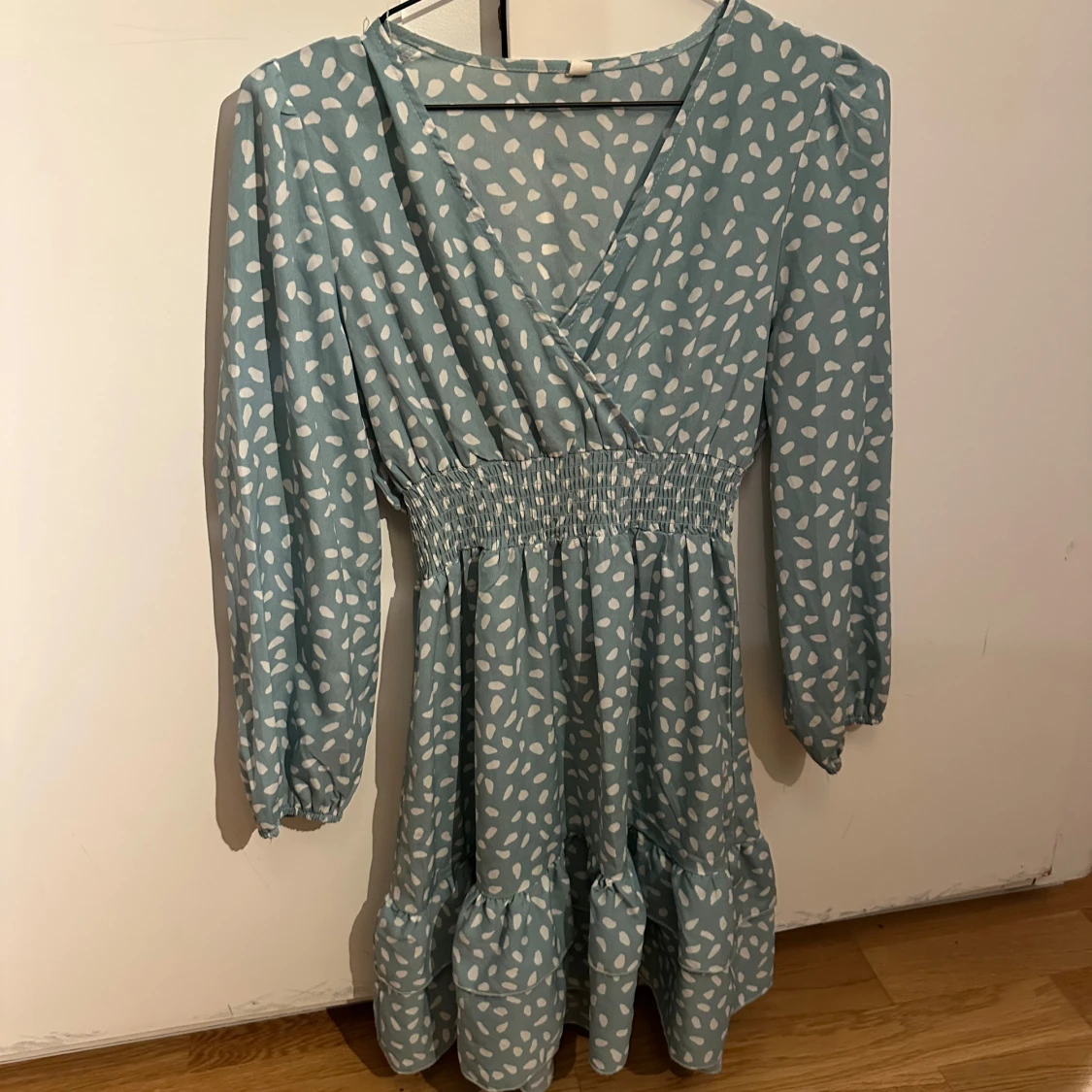 Grön klänning  - 2