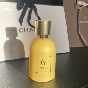 Ida warg verano Eau de Parfum - Nypris 599! Fräsch och somrig parfym från Ida Warg. 50 ml aldrig använd då de inte är min typ av doft!Kom gärna me prisförslag!⭐️⭐️