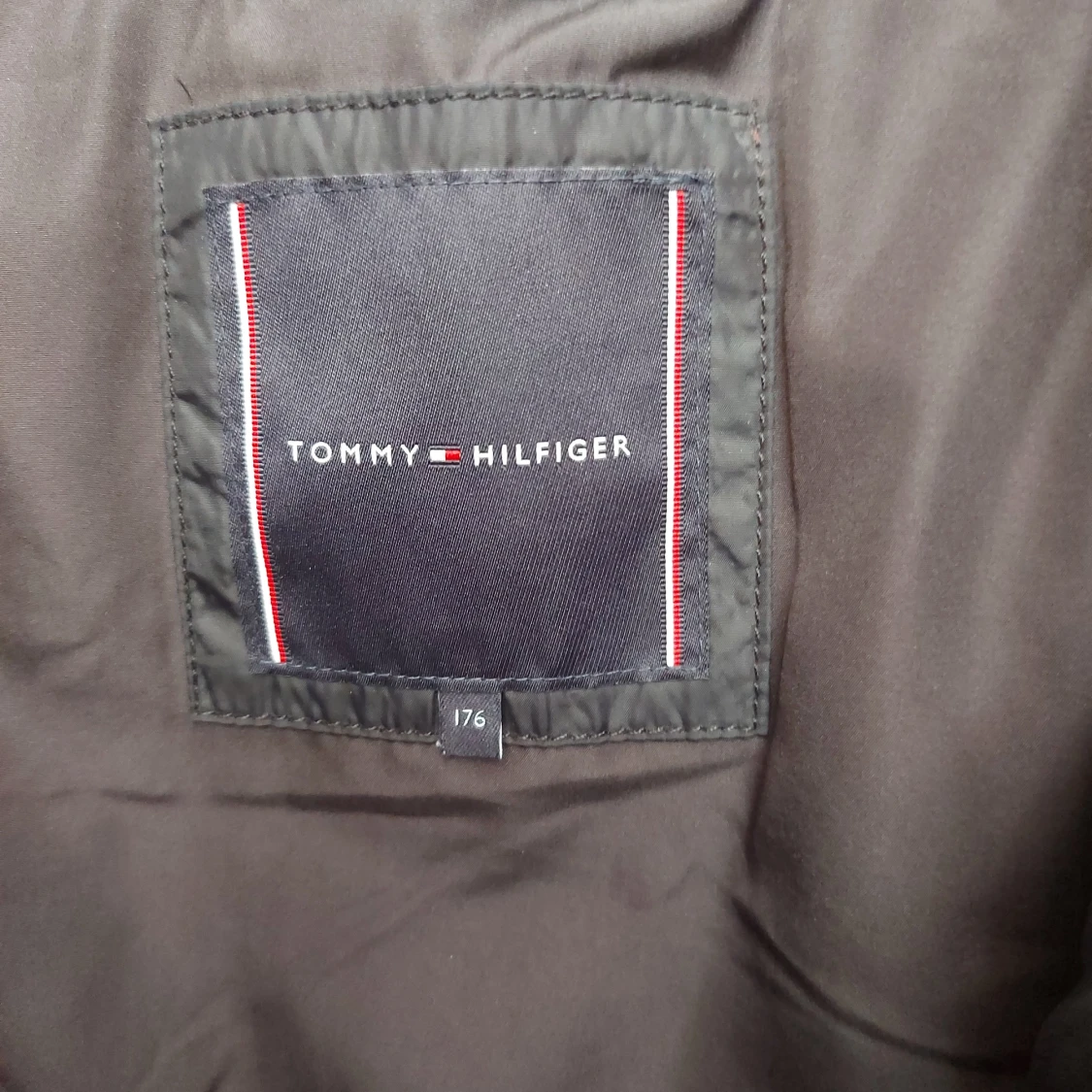 Svart dunväst från Tommy Hilfiger - 2
