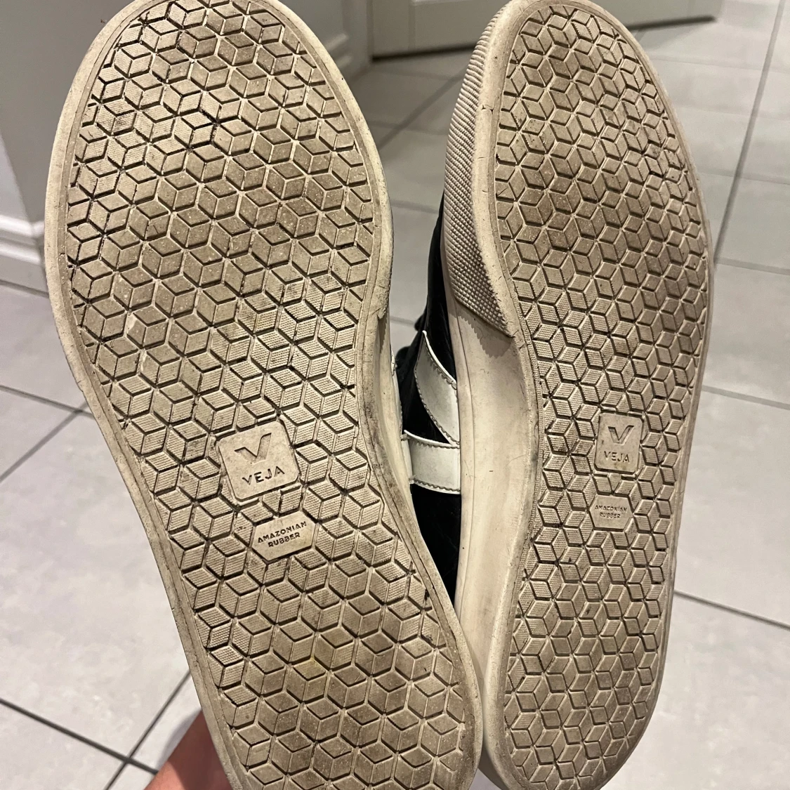 Svarta sneakers från Veja - 91