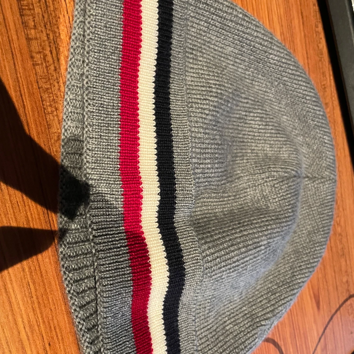 Moncler mössa  - 92