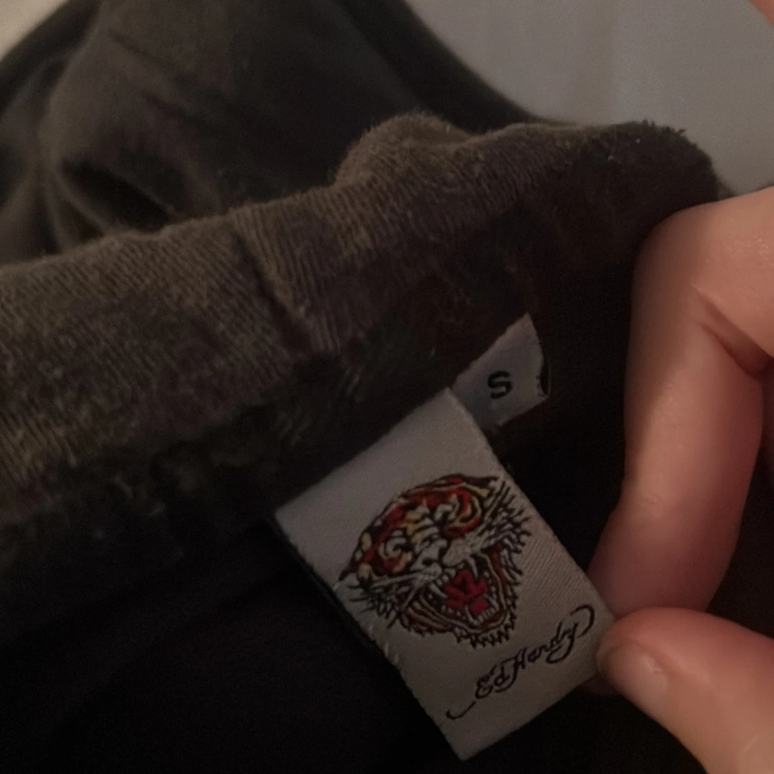 Grå hoodie från Ed Hardy - 91