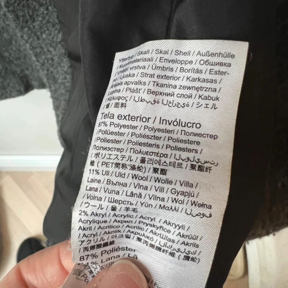 Grå lång kappa - 91