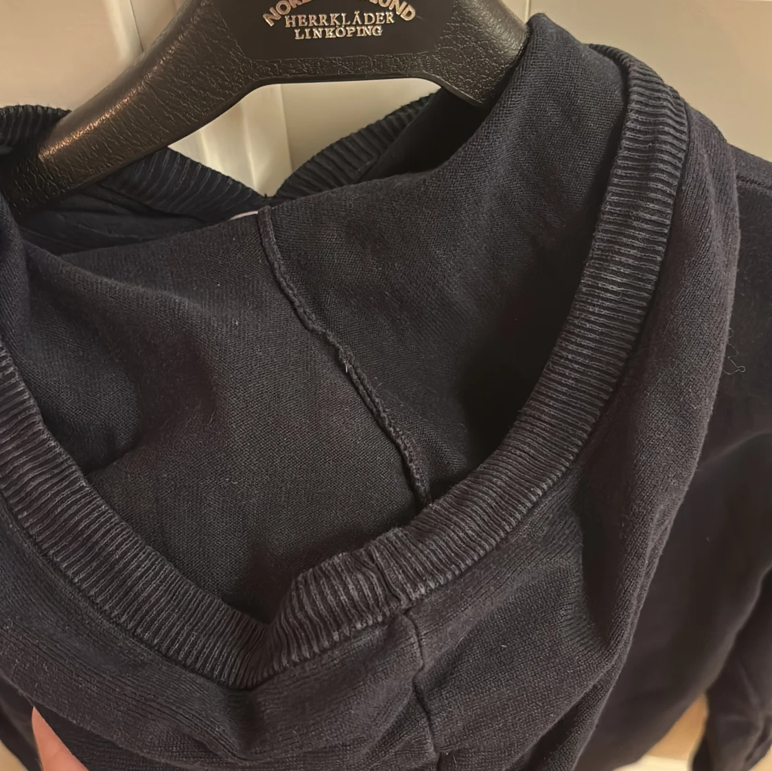 Svart hoodie från EDC - 91