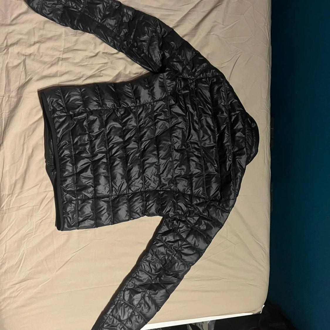 Svart EA7 jacka - 90