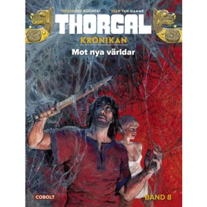 Mot nya världar (inbunden) - Samlingsvolym med albumen Arachnea, Den blå döden och Det underjordiska riket.Thorgal och hans familj har lämnat sitt gamla hem i Nordlandet och gett sig av mot mot sydliga breddgrader. Men i stället för det fredligare liv de hade hoppats på att finna där hamnar de i den ena farliga situationen efter den andra. Thorgal tvingas bland annat utmana den jättelika spindelgudinnan Arachnea som håller hans dotter Ylva fången. Senare får han uppleva hur flera i hans familj är nära att duka under i farsoten som kallas den blå döden innan han i det tredje äventyret ställs inför en grupp makthungriga ättlingar från antikens Atlantis som planerar att använda sin överlägsna teknik för att göra sig till världens herrar.    Format Inbunden   Omfång 160 sidor   Språk Svenska   Förlag Cobolt Förlag   Utgivningsdatum 2020-09-24   Medverkande Grzegorz Rosinski   Medverkande Leif Bergendorff   Medverkande Ulf Granberg   ISBN 9789188897299  