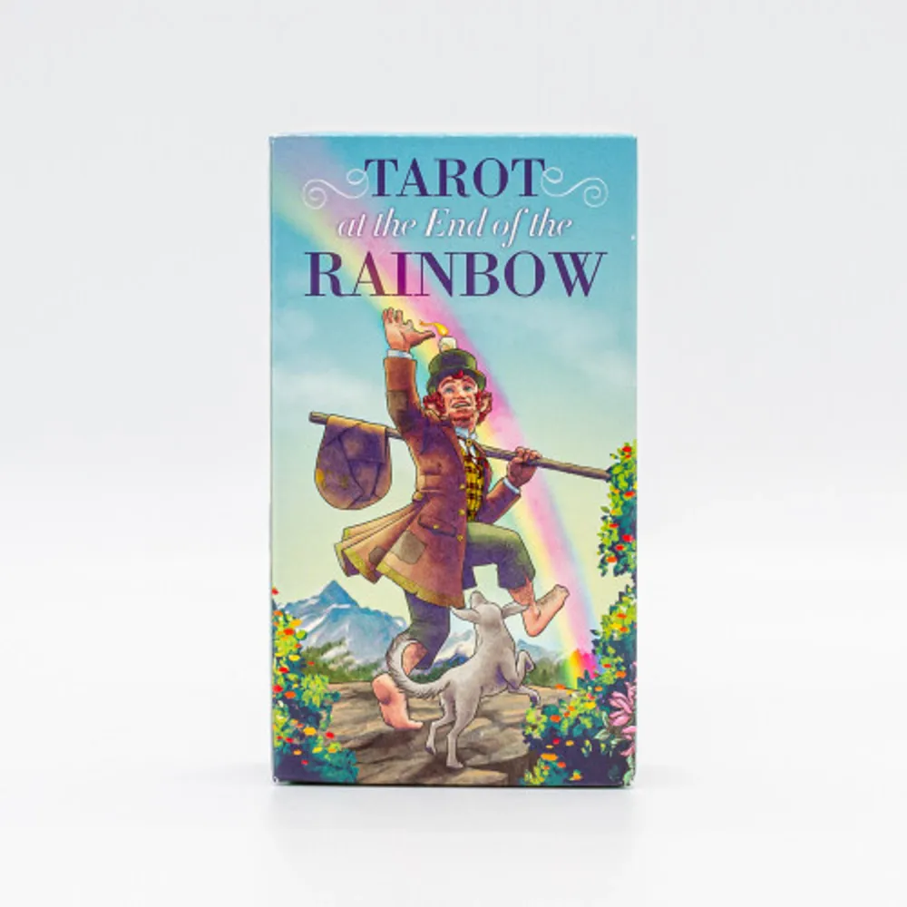 A deck inspired by the British and Irish folk tales. A deck of fairies, of brownies and pixies, but also a deck of rainbows and luck. Luck is for those who seek it, at the end of the rainbow, with clear spirit, pure intentions and a little fate with fortune.  78 full colour tarot cards and instructions.. Böcker.