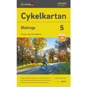 Cykelkartan Blad 5 Blekinge 2023-2025 - Cykelkartan är kartan för dig som vill upptäcka Sverige på två hjul. Kartserien täcker Götaland, stora delar av Svealand samt området runt Siljan. Kartorna är detaljerade och innehåller förslag på lämpliga cykelleder samt deras underlag – grus eller asfalt. Här finns också förslag på boenden samt sevärdheter att besöka under cykelturen.