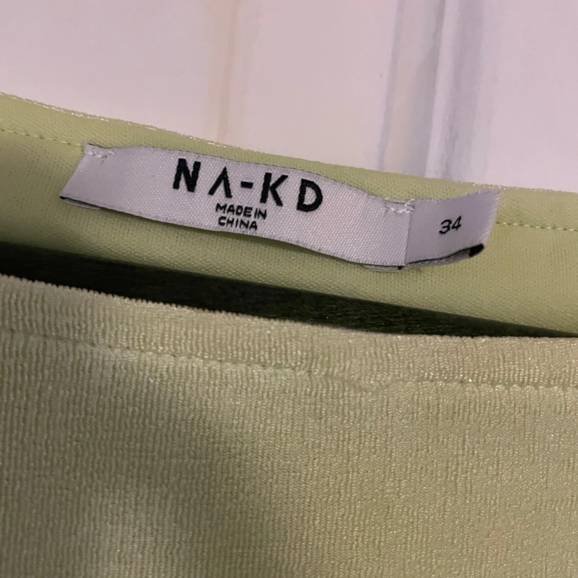 Ljusgrön klänning från NA-KD - 90