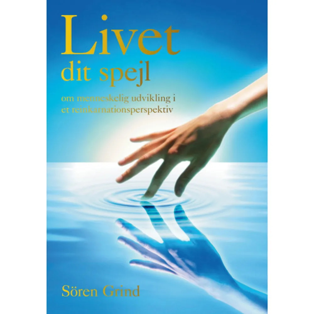 Vores menneskelige udvikling i en sammenhæng, der giver mening. En stor del af nutidens psykologi er baseret på forestillingen om, at vi kun lever én gang. Bevidstheden betragtes som et biprodukt til evolutionen. Men dette materialistiske livssyn kan ikke påvise nogen mening og logik i vores individuelle skæbne eller med menneskehedens udvikling. Med et reinkarnationsperspektiv er det derimod bevidstheden, der er evolutionens årsag og drivkraft. Ethvert menneskes liv får her mening og sammenhæng. I det ubevidste ligger erfaringer og begavelse fra tidligere liv, der er afgørende for vores karakter, talenter, reaktionsmønstre og grad af medfølelse. Med Martinus (1890-1981) som den primære inspirationskilde får vi indblik i en psykologi, der er forankret i et udviklingsperspektiv. I denne kosmiske psykologi får vi også indsigt i, hvordan vores relationer og vores seksualitet er midt i en revolutionerende forvandling fra forelskelsens og ægteskabets ejendomsbegær til en gradvis mere altruistisk menneskekærlighed. Forståelsen for denne transformation er afgørende for vores menneskelige udvikling. I lyset af reinkarnation opløses al offertænkning, der binder os til fortiden og skaber ængstelse for fremtiden. Alle erfaringer bliver til værdifulde byggesten i en læreproces, der har til formål at udvikle vores medfølelse og visdom. Dette optimistiske livssyn giver kraft og inspiration til tanker og følelser, som fremmer såvel gode relationer, som psykisk og fysisk sundhed. Når vi betragter livet som et spejlbillede af vores bevidsthed, forestillinger og adfærd, åbner der sig en ubegrænset kilde til selverkendelse og menneskelig udvikling. I ”Livet – dit spejl” blander Sören Grind teoretiske ræsonnementer med egne erfaringer, case-stories og praktisk vejledning.    Format Inbunden   Omfång 379 sidor   Språk Danska   Förlag Världsbild Förlag AB   Utgivningsdatum 2010-05-10   ISBN 9789185132843  . Böcker.