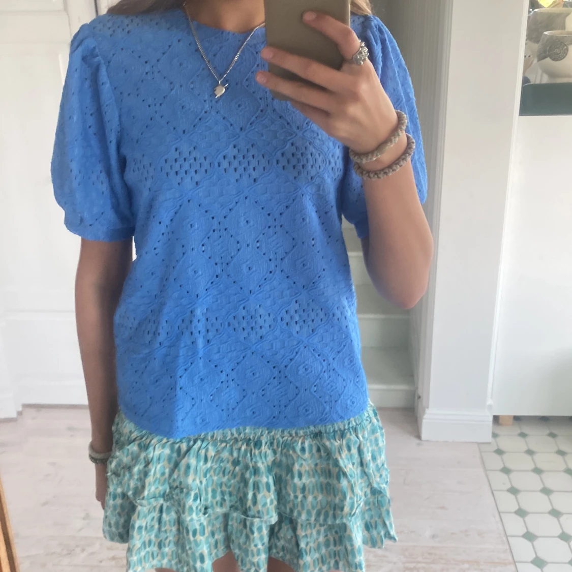 Blå spetsblus från Object