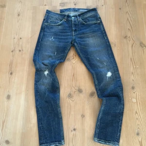 Dondup jeans - Dondup jeans storlek w33 men passar 28, passar dom som är 170-175