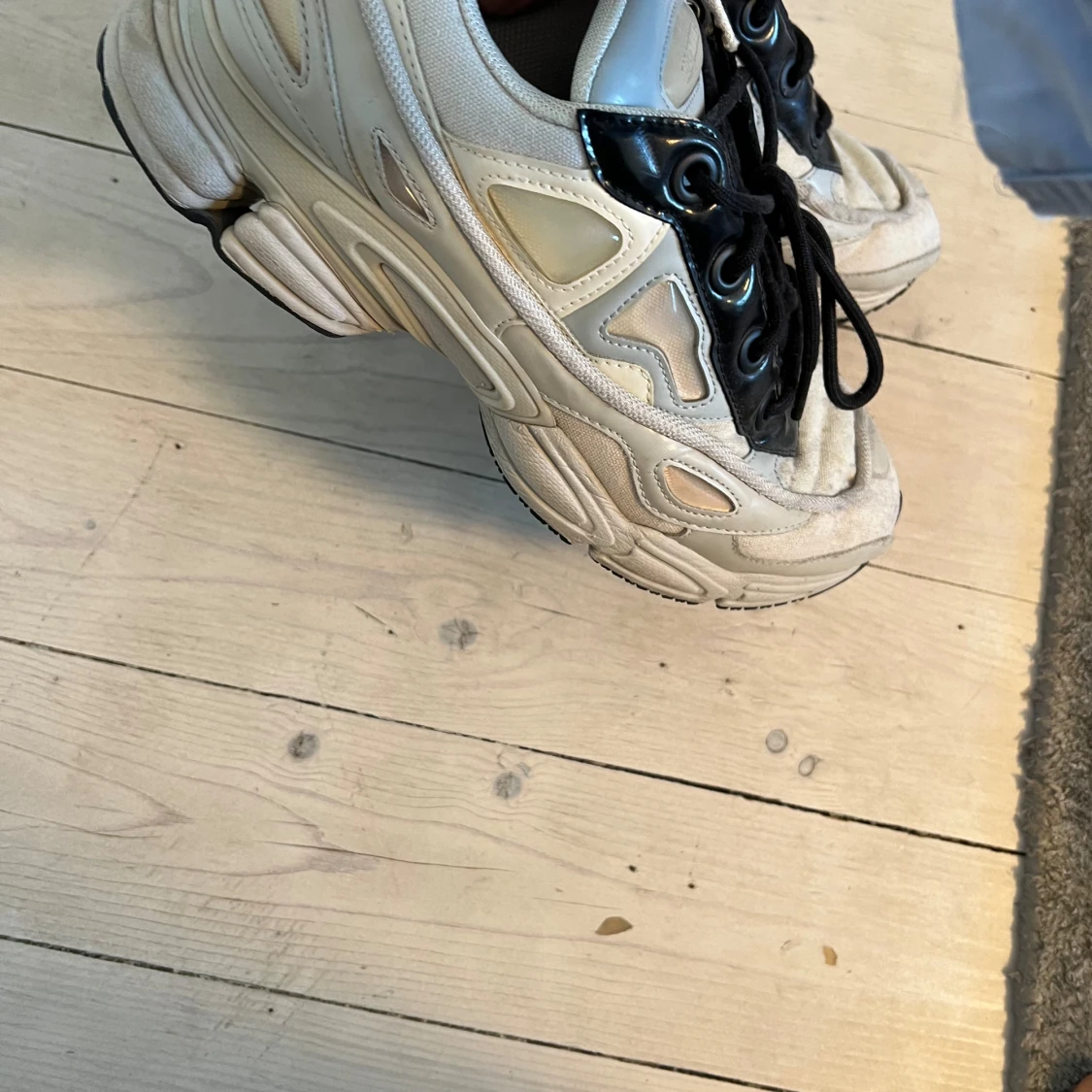 Raf Simons Ozweegos - 92