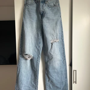 Nya jeans  - Nya jeans säljes pågrund av fel storlek 