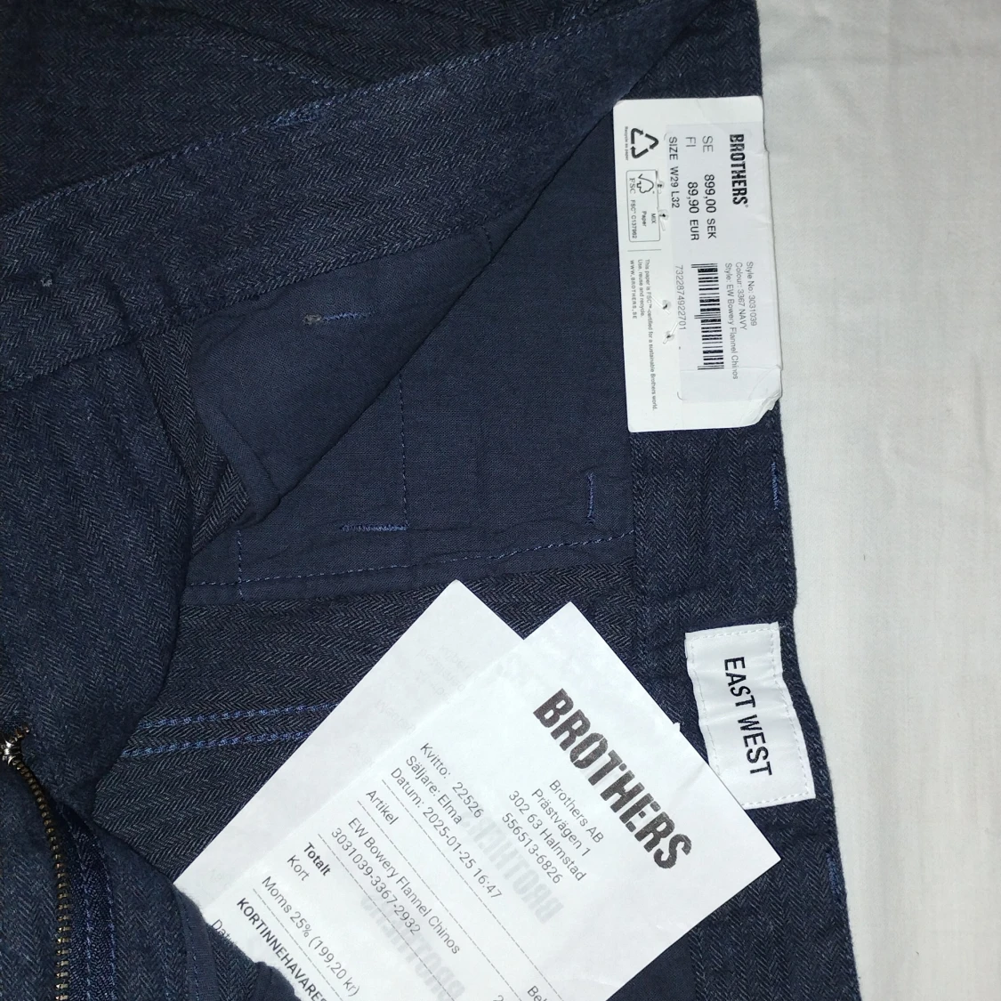 Mörkblå byxor från East West/ från Brothers  - 2