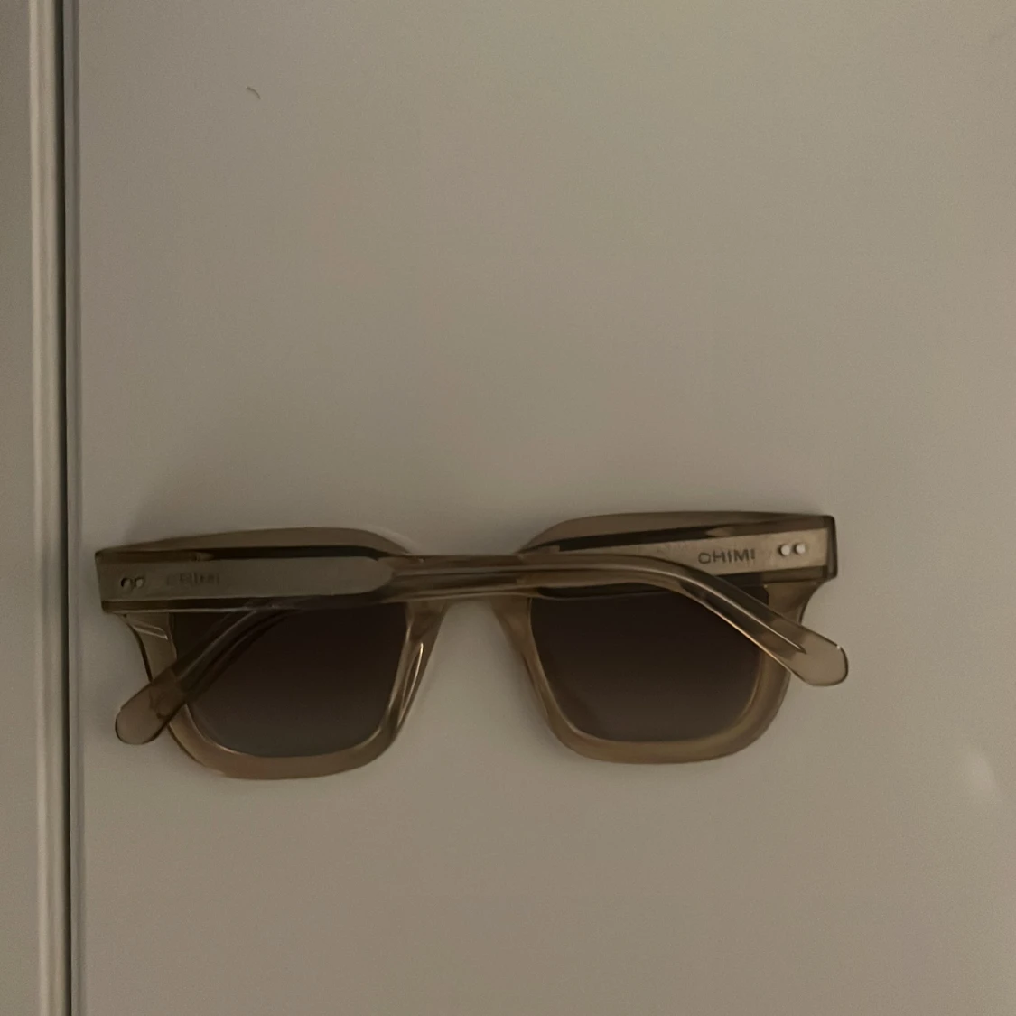 Transparenta solglasögon från CHIMI - 4