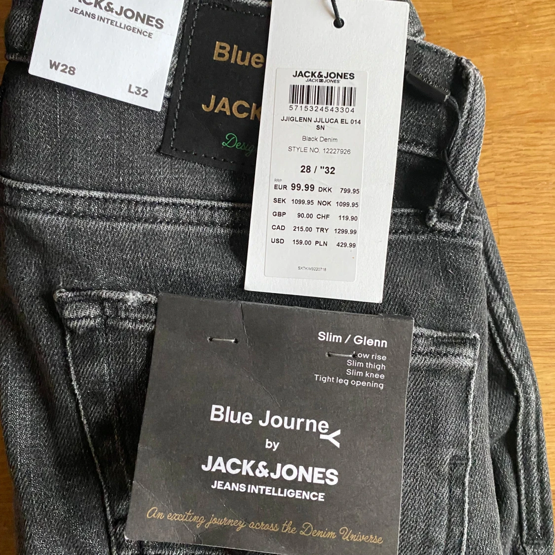Jack and Jones jeans - 90