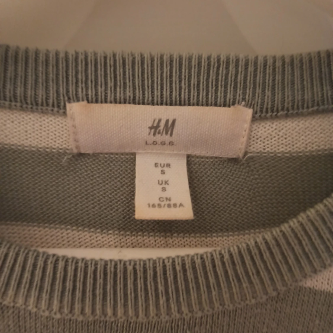 Randig tröja från H&M - 90