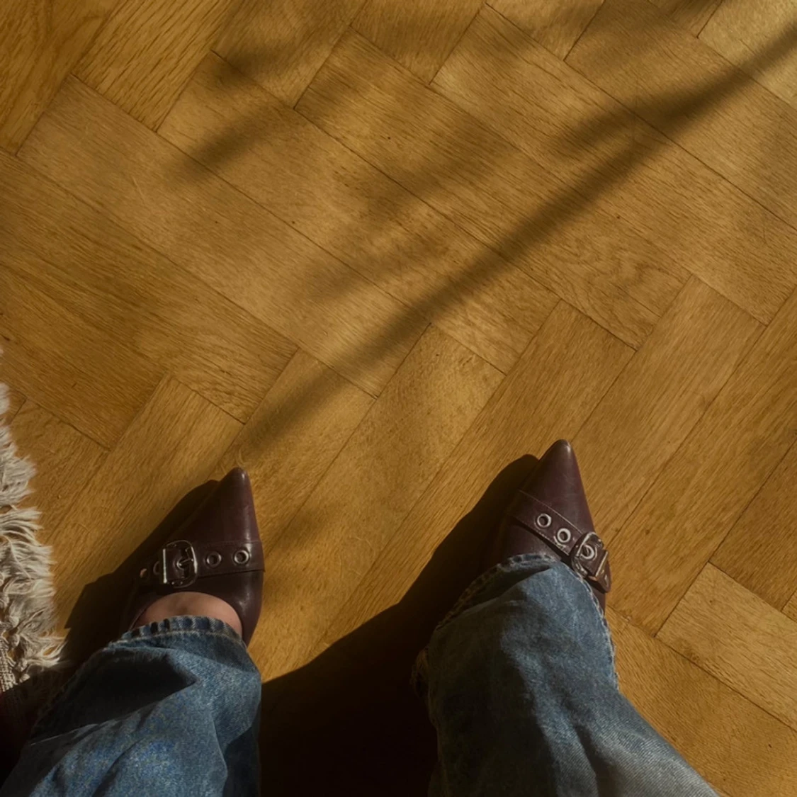 Kitten heel med spänne  - 90