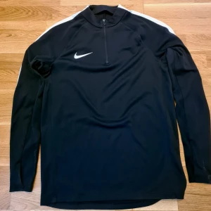 Nike dri fit Academy - Nyskick, oanvänd dri fit