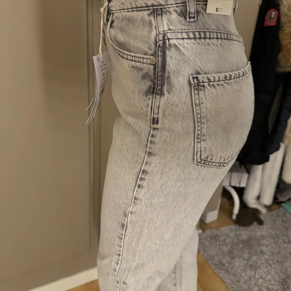 Jeans från gina med prislappen kvar. Aldrig använda❣️skicka för fler bilder. . Jeans & Byxor.