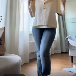 Levis jeans  - As snygga lågmidjade Levis jeans. 