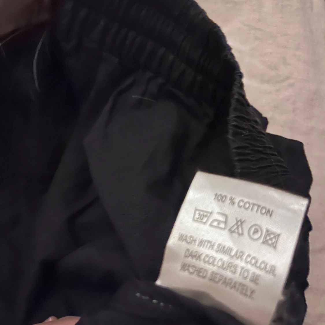 Svarta bomullsshorts - 91