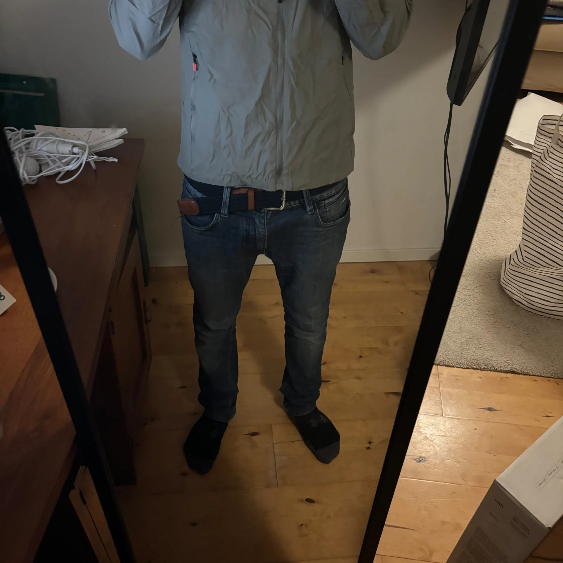 Grå vindjacka från Under Armour - 91